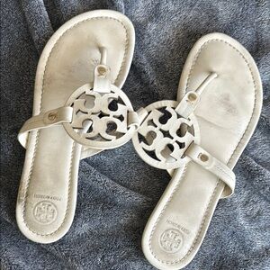 Tory Burch White Sandals with Iconic Medallion